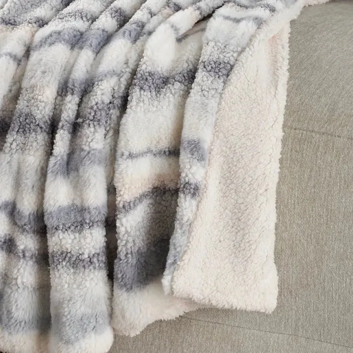 Faux Fur RD520 Blue Throw Blanket