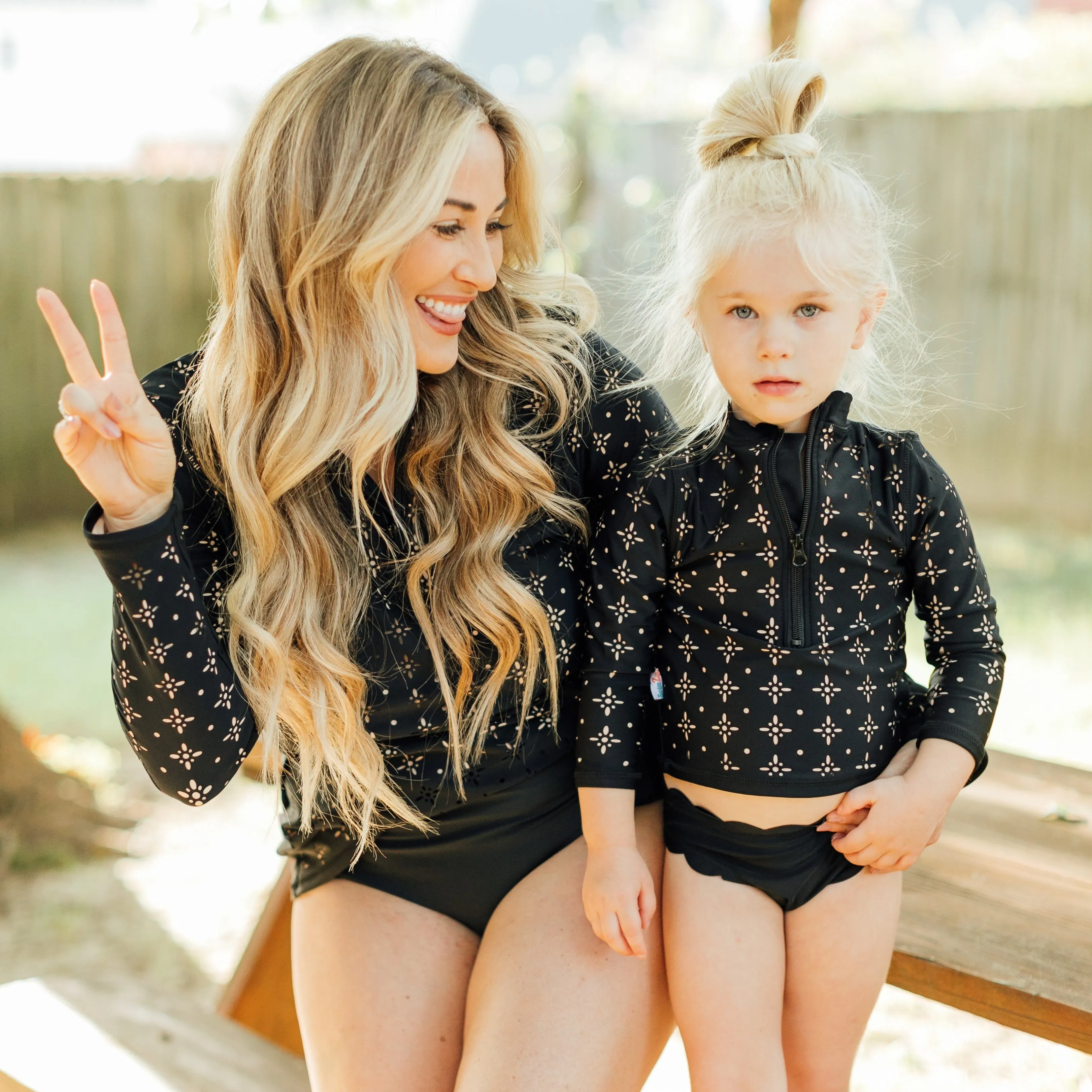 Girls Long Sleeve Rash Guard Scallop Neck   Swim Bottoms Set - “Black”