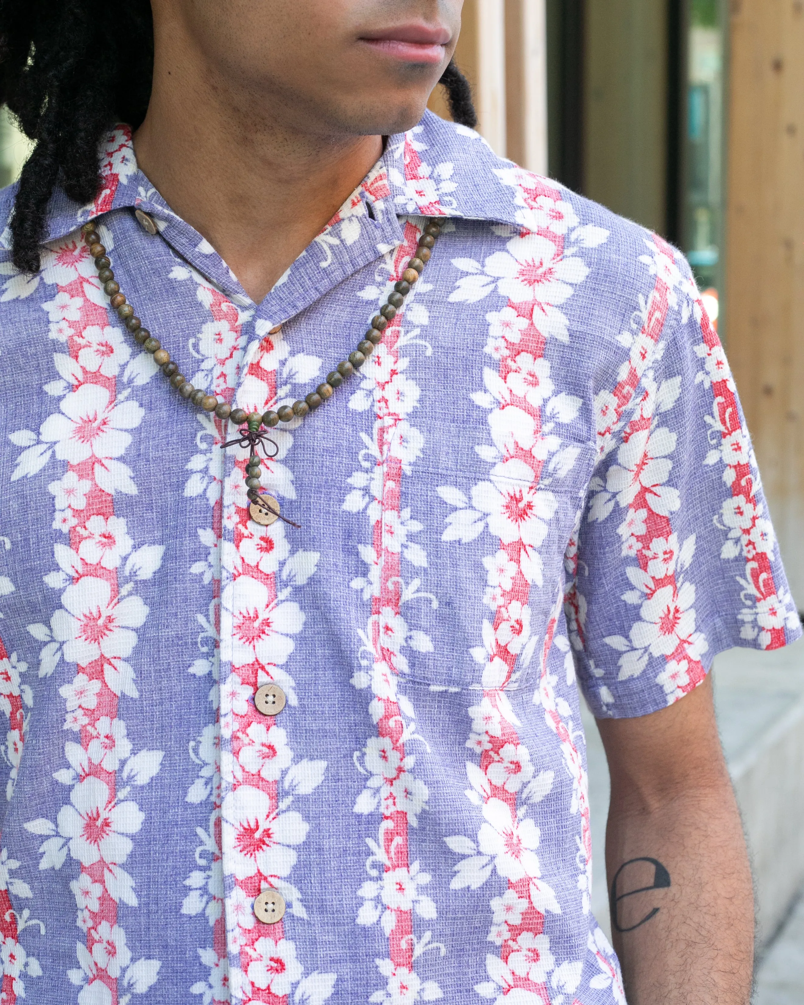 Japanese Repro, Short Sleeve Aloha Shirt, Classic Surf Brand, Lavender and Red Flower Shima