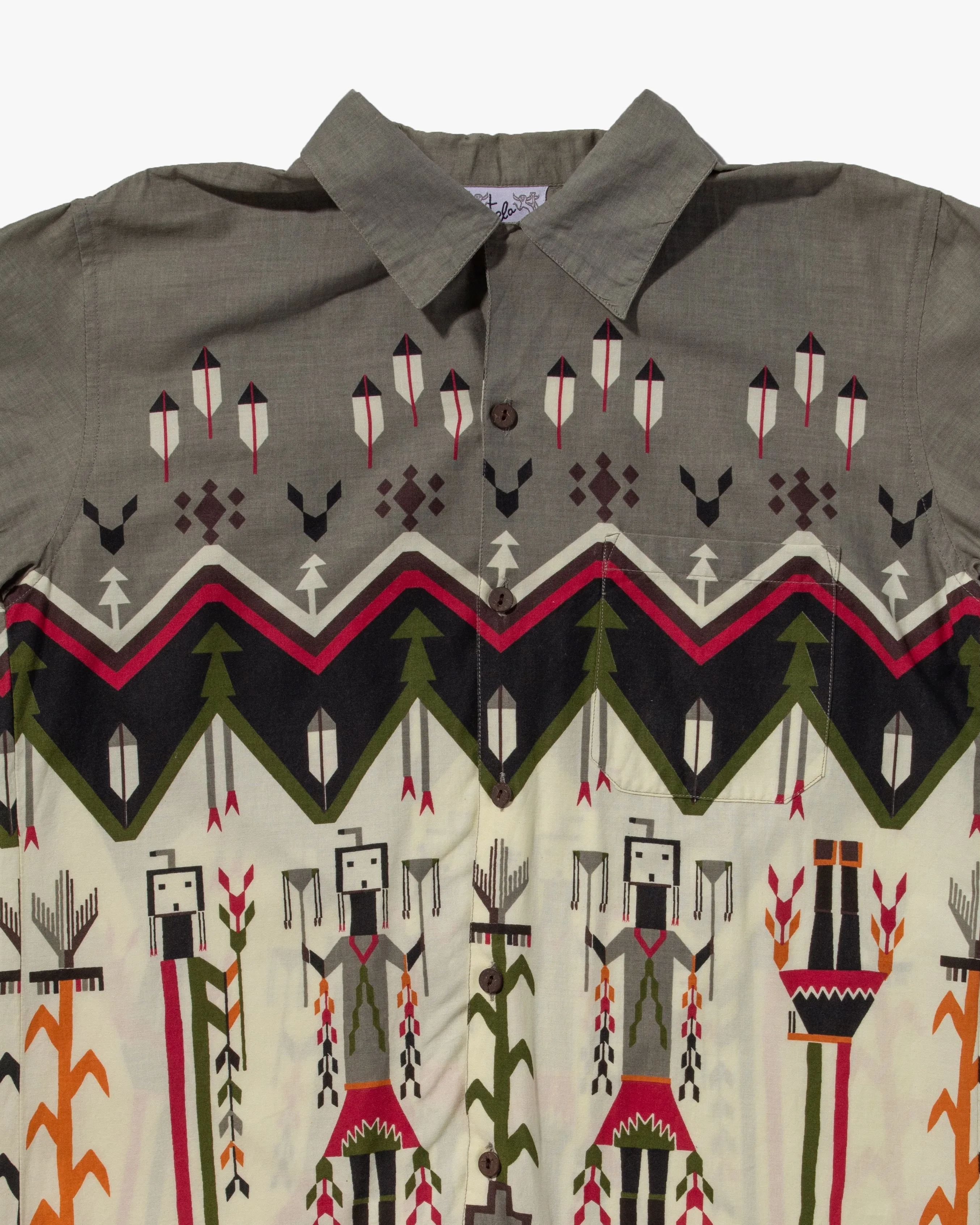 Japanese Repro, Short Sleeve Aloha Shirt, Tela Brand, Grey with Green and Red Ceremonial Scenery