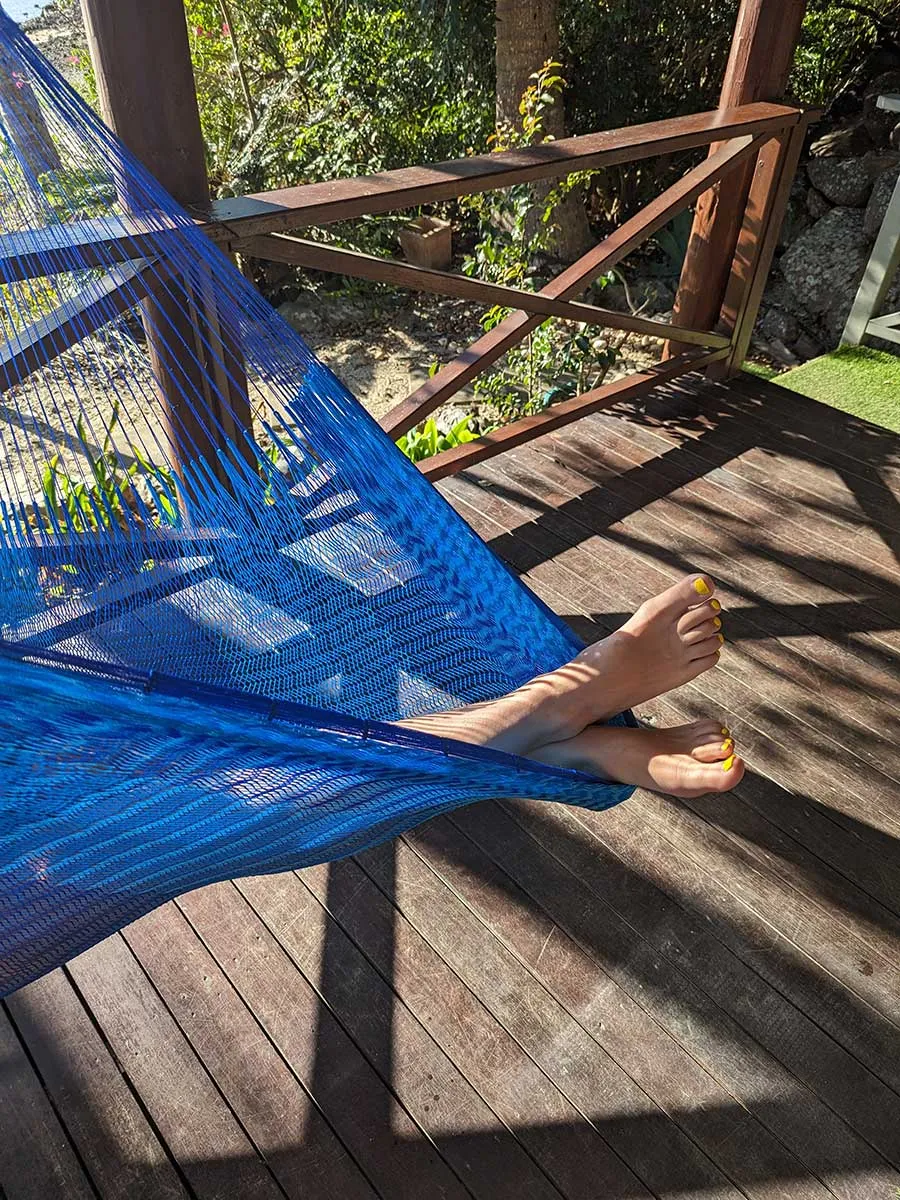 Thin Hangout Chair - Surf